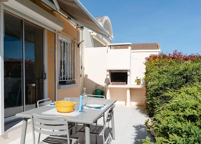 Pavillon Lumineux Avec Terrasse, A 1 Km De La - 2 Pieces, 1 Chambre, Barbecue, Wi-fi - Fr-1-409a-3 Villa *